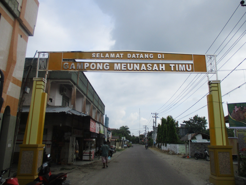 Gapura Selamat Datang di Gampong Meunasah Timu.